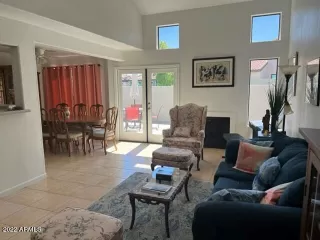 Photo #6: 6450318 Listing