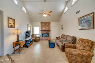 Photo #5: 6450379 Listing