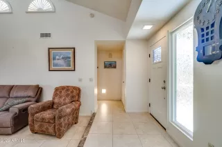 Photo #6: 6450379 Listing