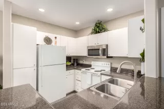 Photo #2: 6450570 Listing