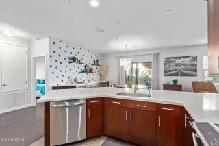 Photo #3: 6450936 Listing 