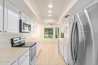 Photo #3: 6451003 Listing