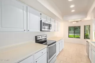 Photo #4: 6451003 Listing