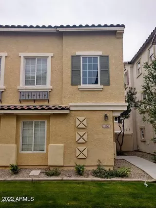 Photo #1: 6451334 Listing