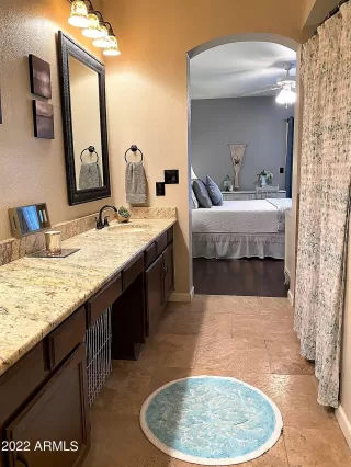 Photo #4: 6451662 Listing