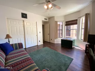 Photo #5: 6451662 Listing