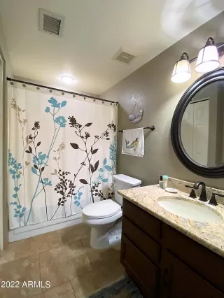 Photo #6: 6451662 Listing