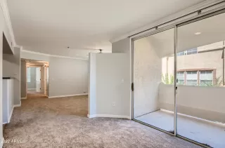 Photo #4: 6451857 Listing