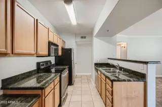 Photo #5: 6451857 Listing