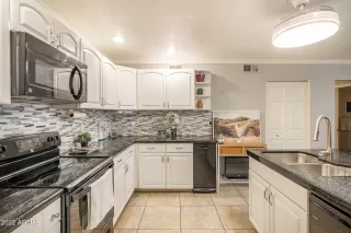 Photo #4: 6452109 Listing 