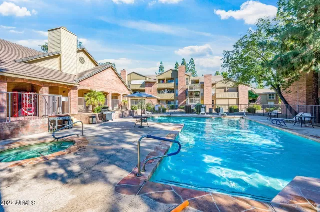 MLS: 6452170 Condo For Sale