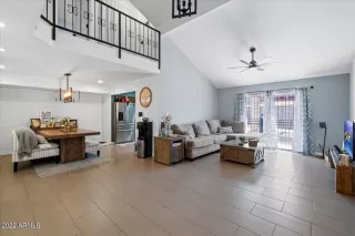 Photo #2: 6452437 Listing