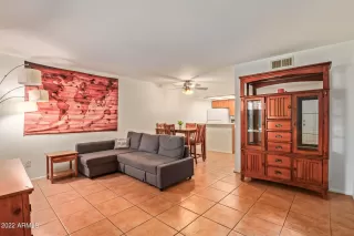 Photo #3: 6452586 Listing