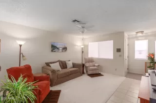 Photo #5: 6452773 Listing 