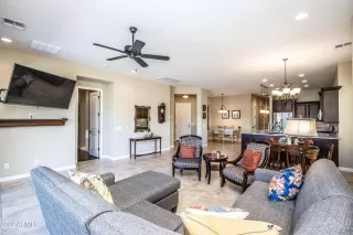 Photo #3: 6452786 Listing