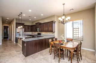 Photo #4: 6452786 Listing