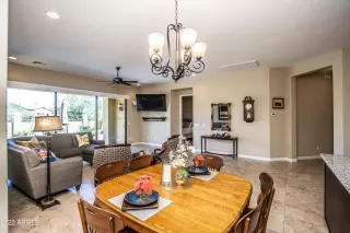 Photo #5: 6452786 Listing