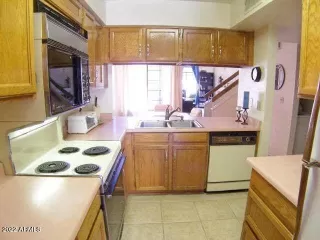 Photo #4: 6453182 Listing