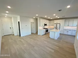 Photo #1: 6453733 Listing