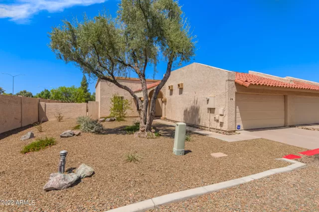 MLS: 6453751 Condo For Sale