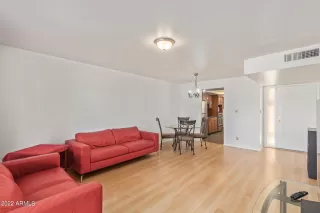 Photo #6: 6453751 Listing 