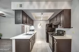 Photo #6: 6453780 Listing