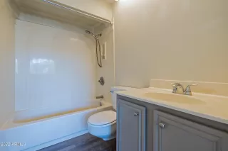 Photo #5: 6454205 Listing 