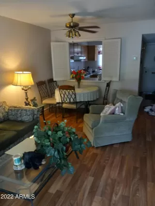 Photo #6: 6454450 Listing