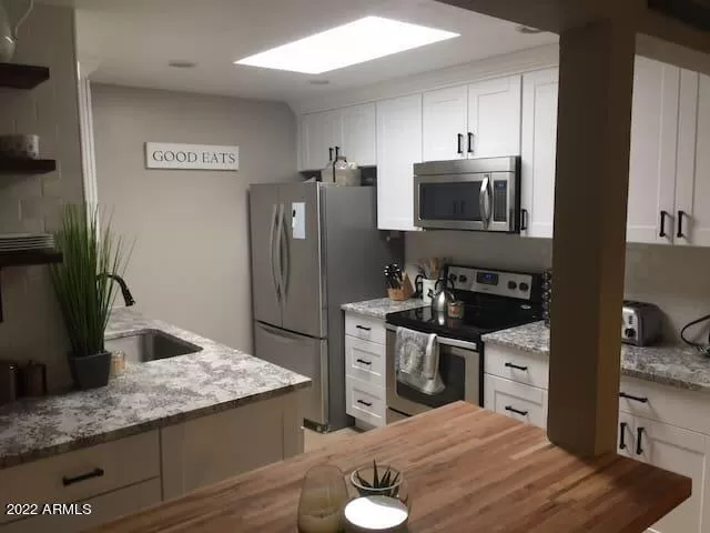 MLS: 6454509 Condo For Sale