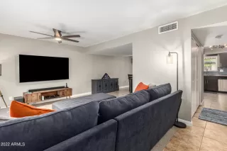 Photo #3: 6454687 Listing