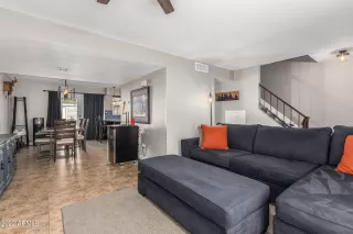 Photo #6: 6454687 Listing