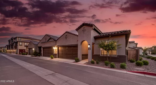 MLS: 6454703 Condo For Sale
