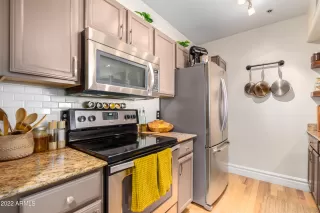 Photo #5: 6454774 Listing