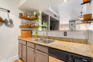 Photo #6: 6454774 Listing