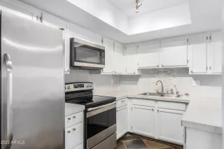 Photo #3: 6454794 Listing 