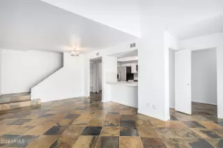 Photo #6: 6454794 Listing 