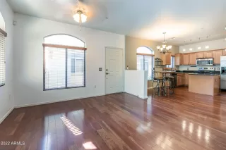 Photo #3: 6454807 Listing