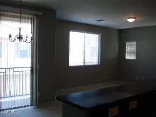 Photo #4: 6454809 Listing