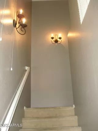 Photo #5: 6454809 Listing