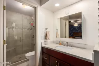 Photo #4: 6455152 Listing