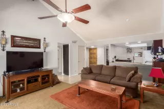 Photo #6: 6455152 Listing