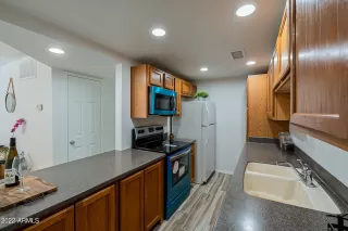 Photo #4: 6455155 Listing