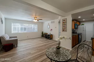 Photo #6: 6455155 Listing