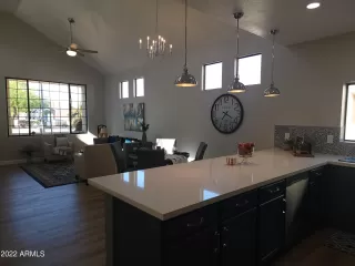 Photo #5: 6455558 Listing