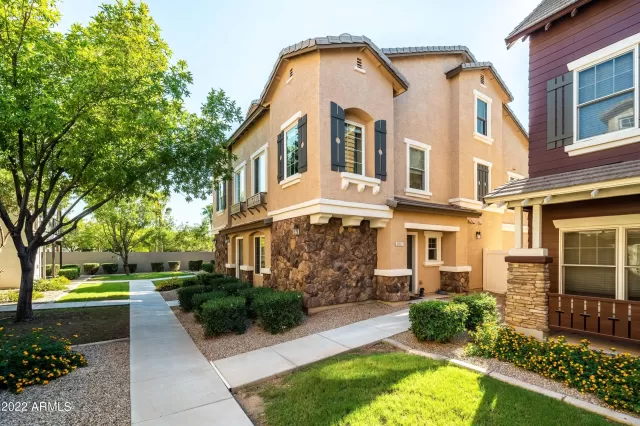 MLS: 6455964 Condo For Sale