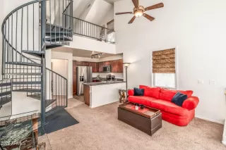 Photo #6: 6455964 Listing