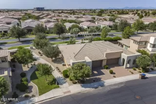 Photo #1: 6456143 Listing