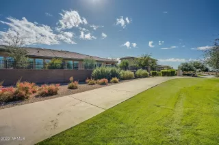 Photo #2: 6456143 Listing