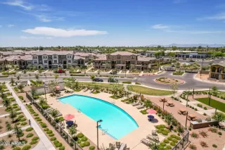 Photo #4: 6456417 Listing