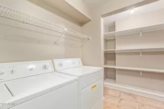 Photo #5: 6456706 Listing